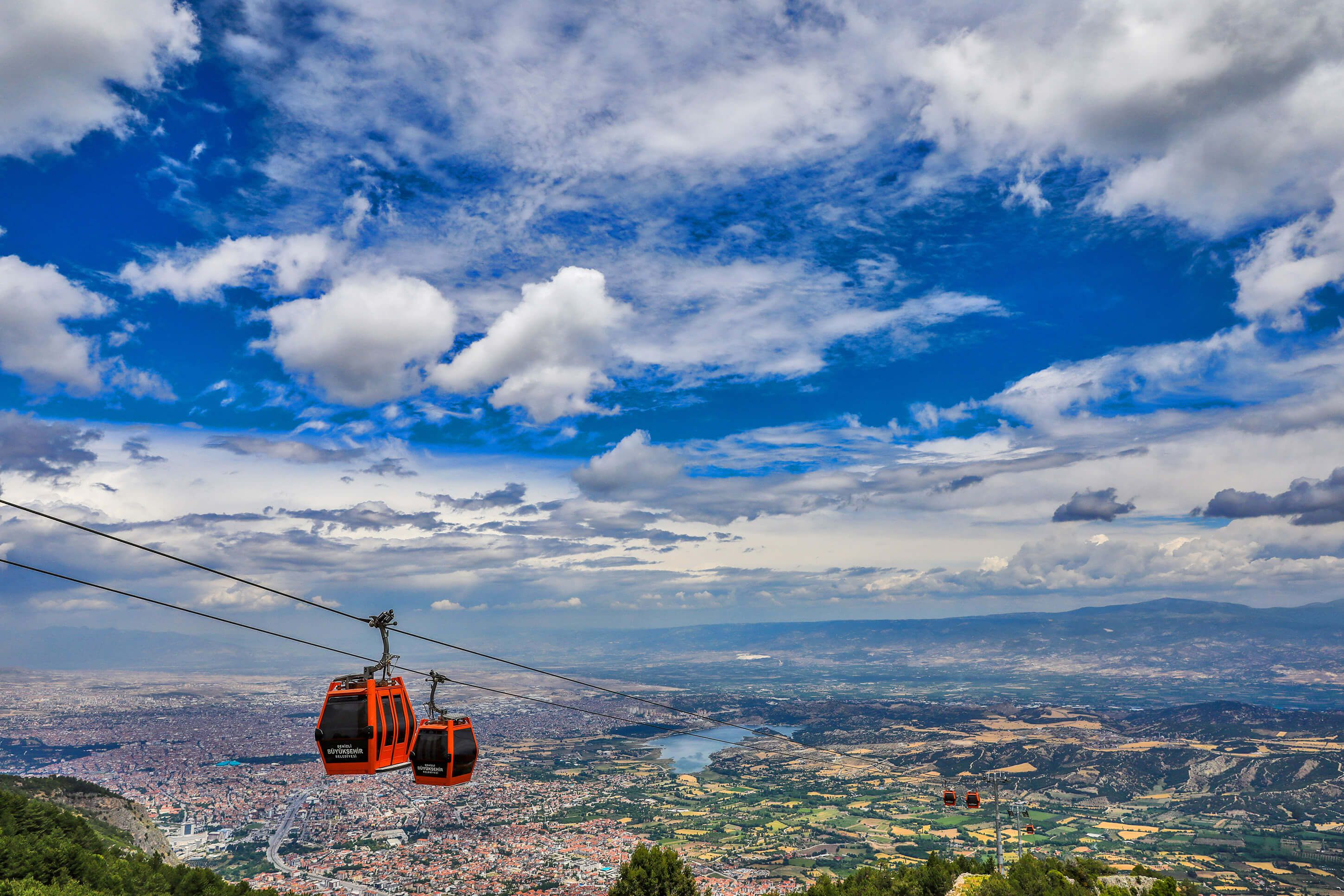 Cable car line and the Denizli city view