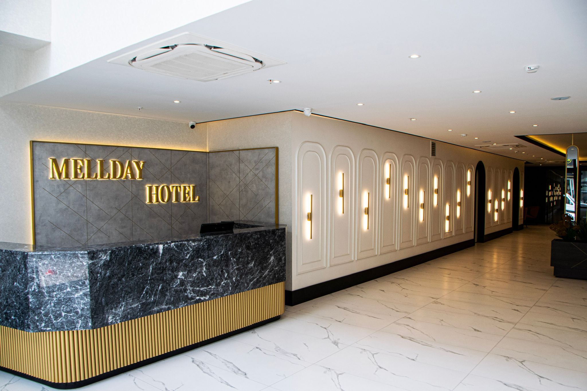 Reception and lobby of Mellday Hotel