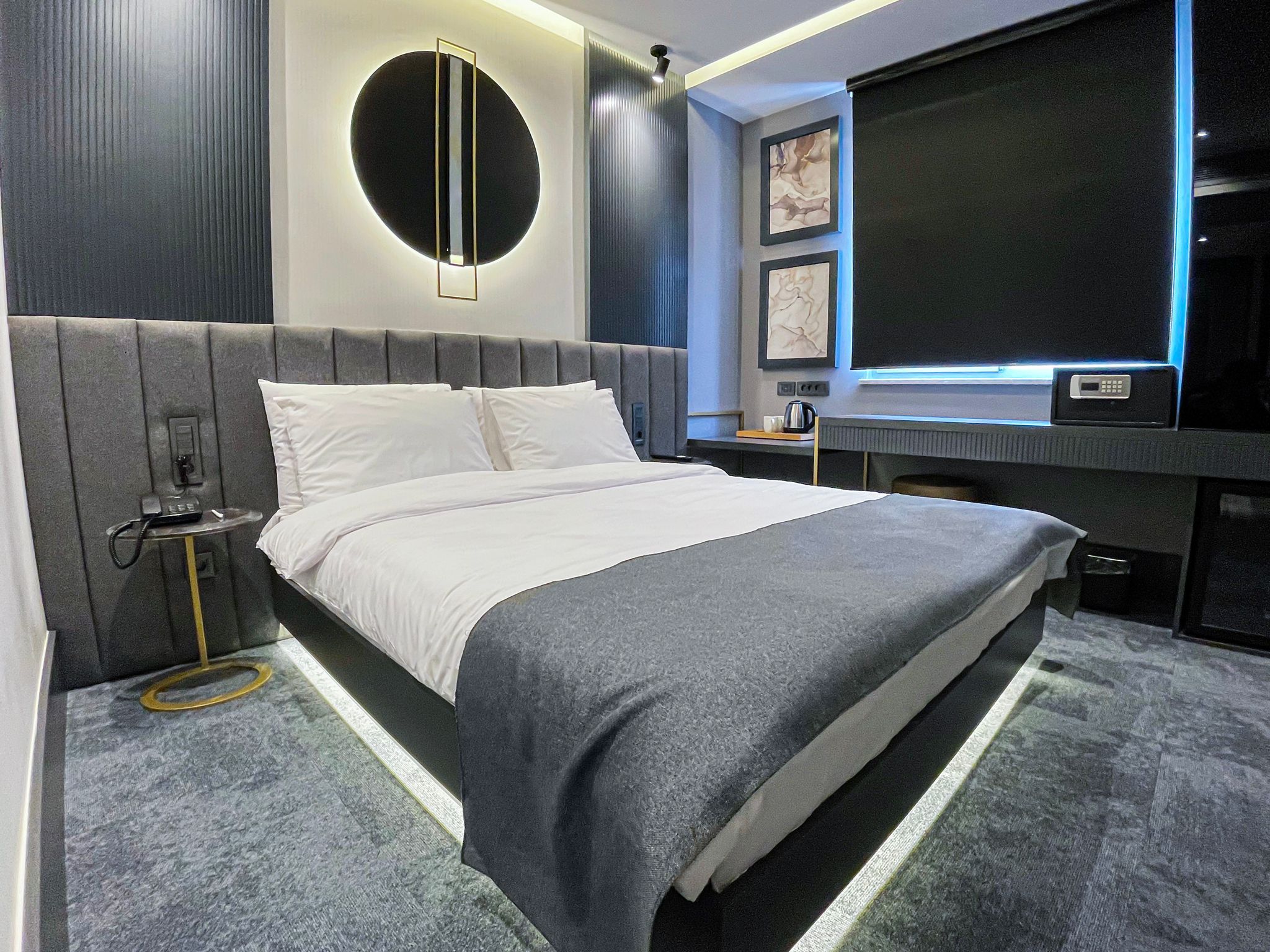 Bed in a room at Mellday Hotel Denizli