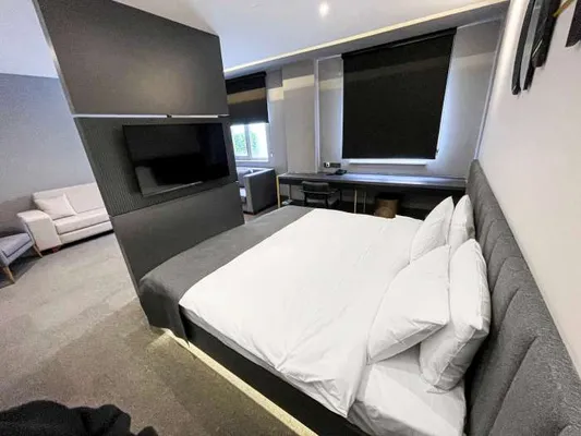 King Suite bed and television unit