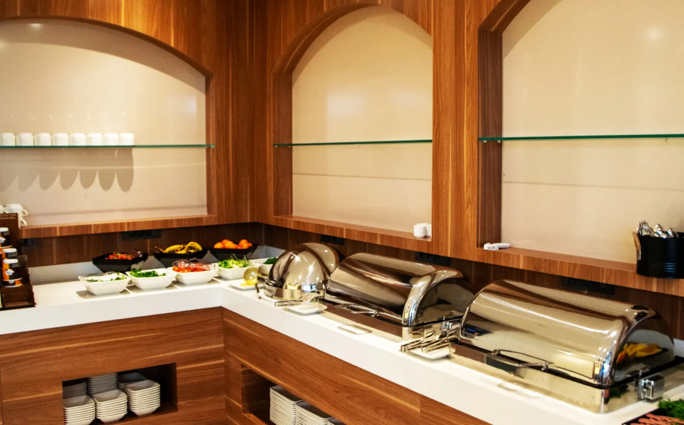 Hot serving dishes at the buffet breakfast