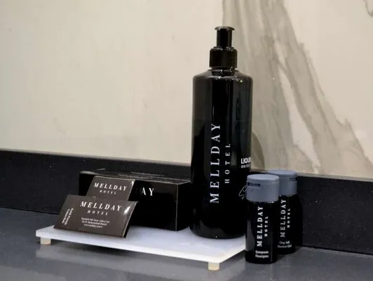 Mellday Hotel bathroom amenities